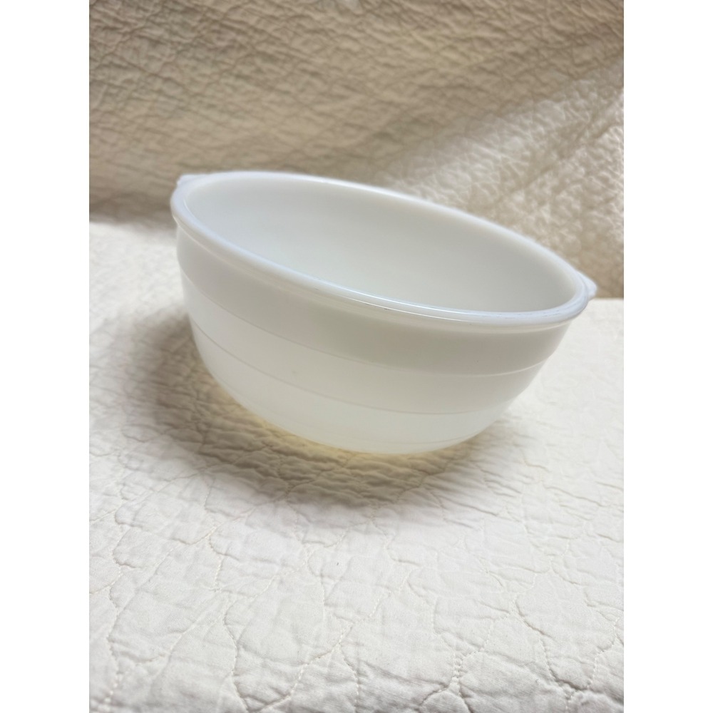 Vintage Glasbake White Milk Glass Ribbed Mixing Bowl Tab‎ Handles #5 J-2355